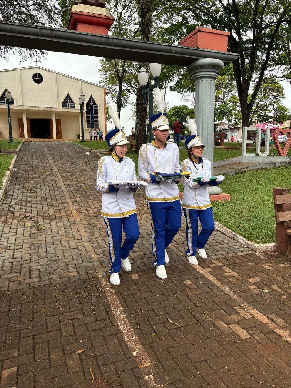 Godoy Moreira se prepara para o Desfile Cívico de 7 de Setembro