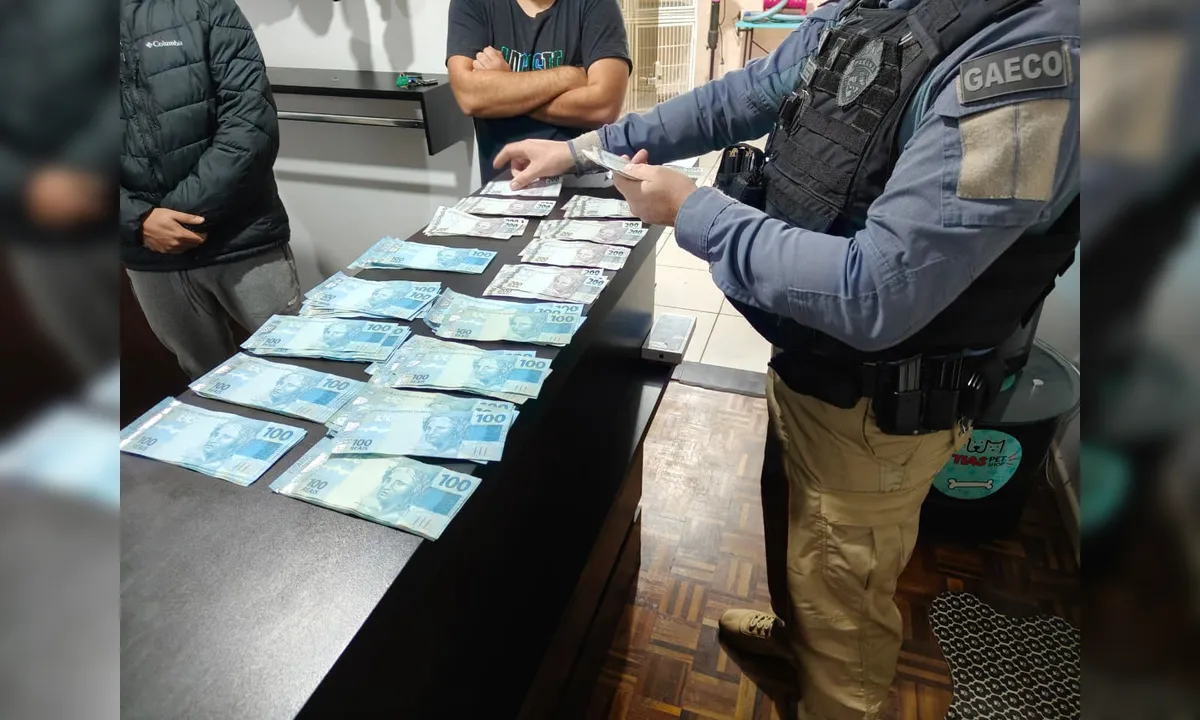 Operação que mira fraudes bancárias milionárias cumpre mandados em Apucarana e outras 5 cidades