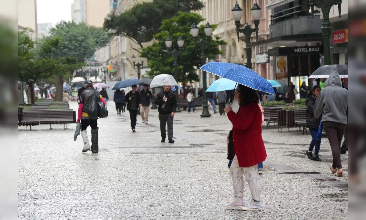 Frente fria traz chuva para o Paraná nessa semana, prevê Simepar